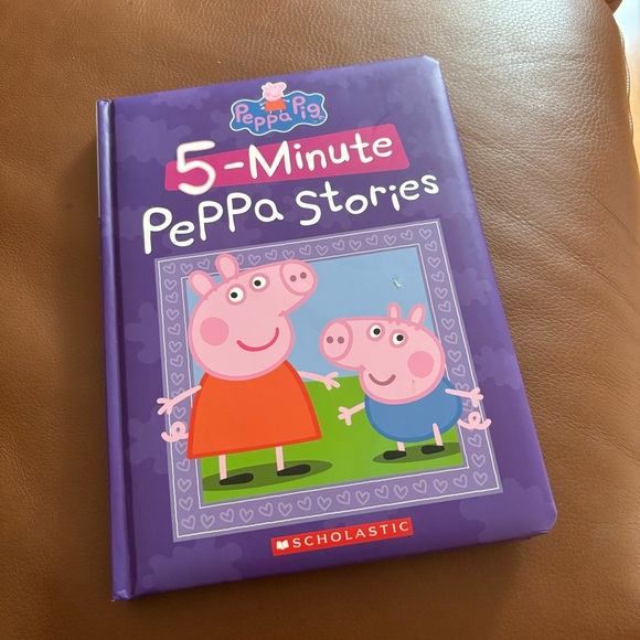 Storybook and Magnetic Playset - Picture 2 of 8